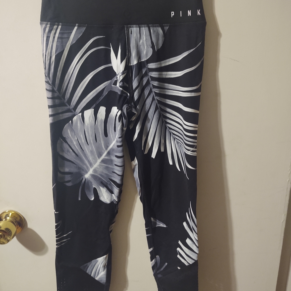 Victoria secret PINK palm print capri
